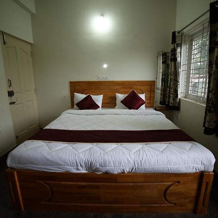 Naksha Tree Hotels - เยลาคีรี ภายนอก รูปภาพ