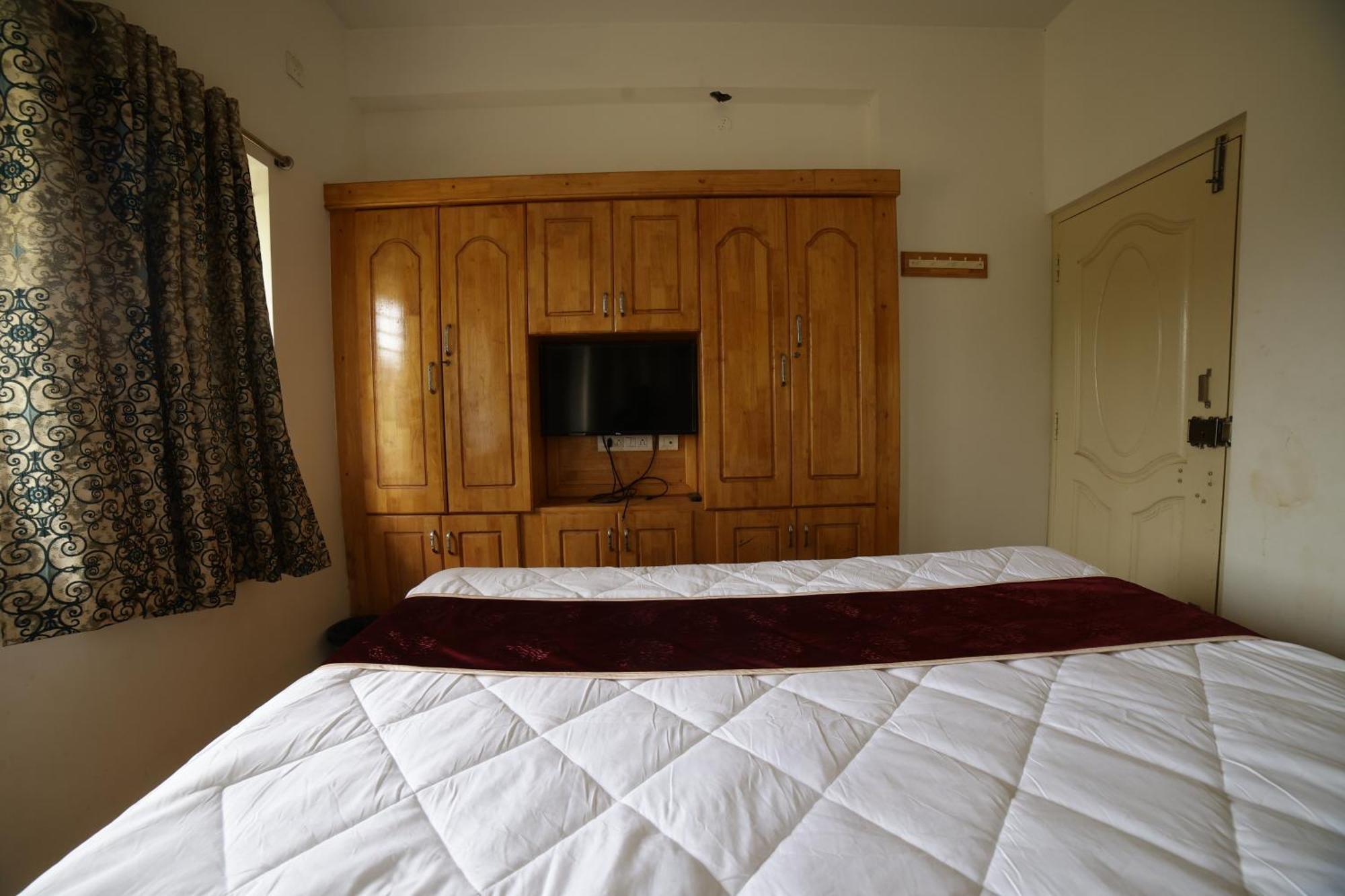 Naksha Tree Hotels - เยลาคีรี ภายนอก รูปภาพ