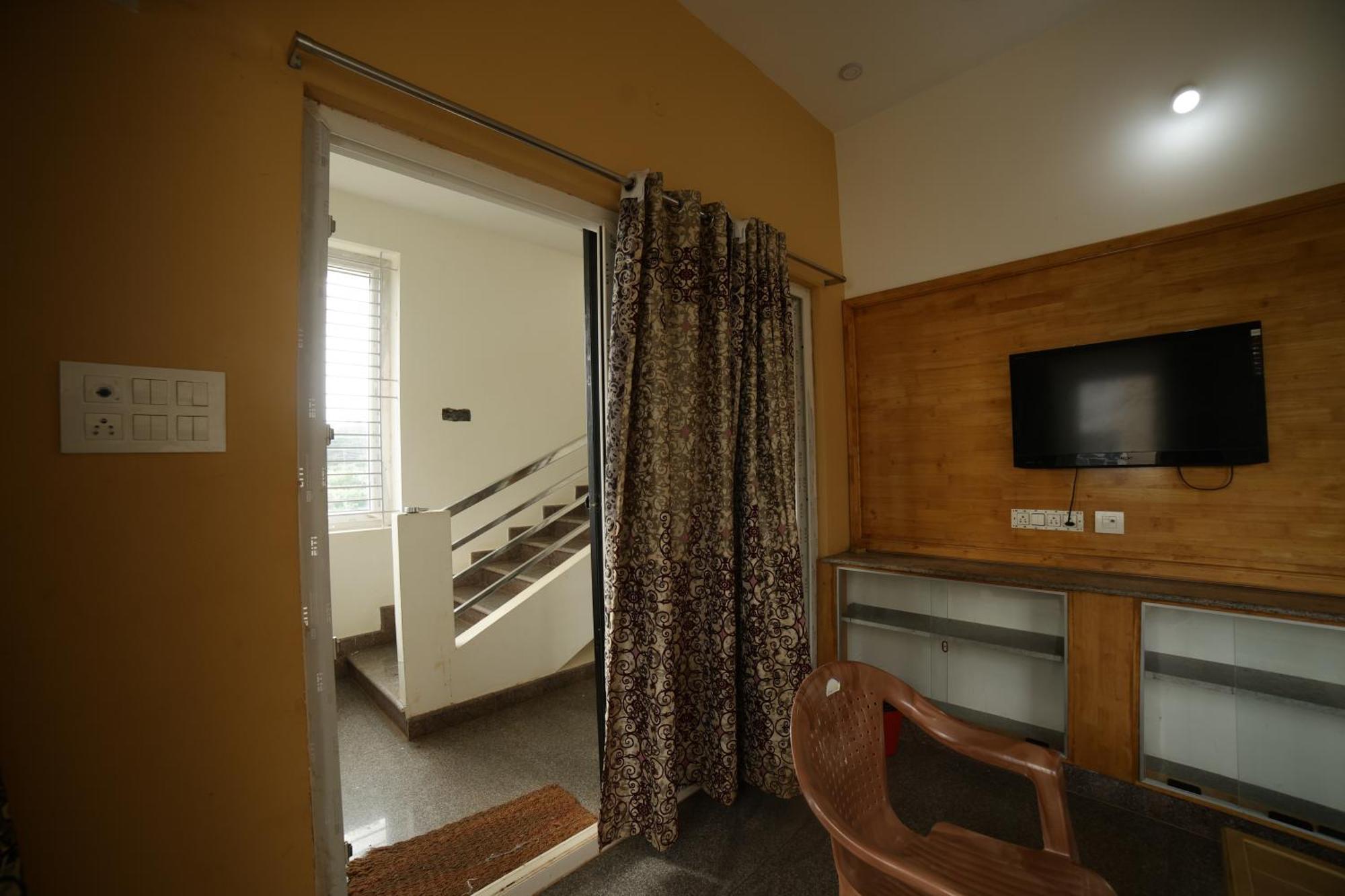 Naksha Tree Hotels - เยลาคีรี ภายนอก รูปภาพ