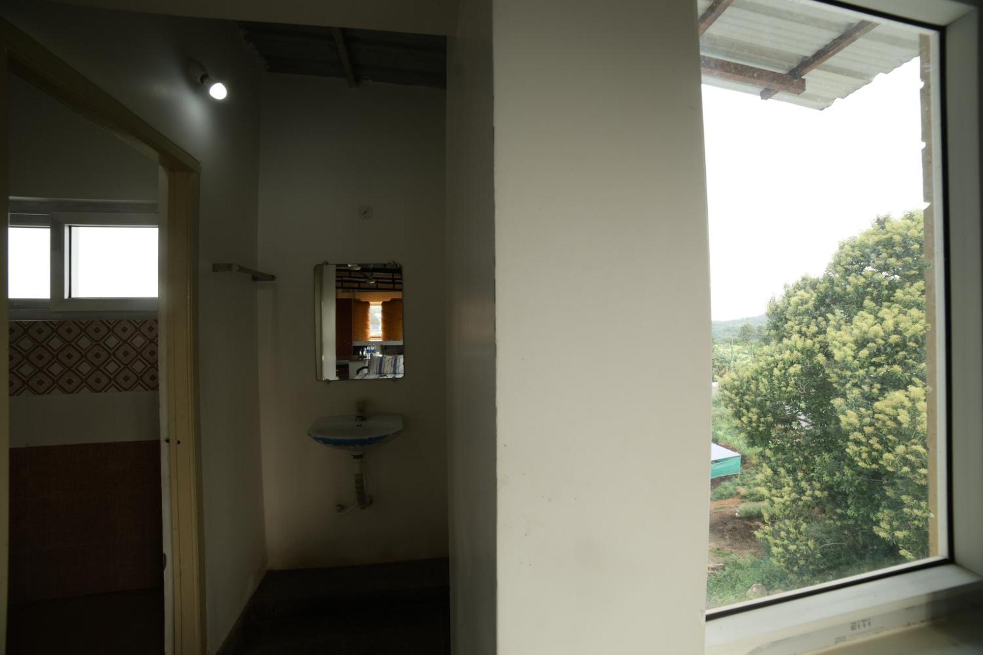 Naksha Tree Hotels - เยลาคีรี ภายนอก รูปภาพ