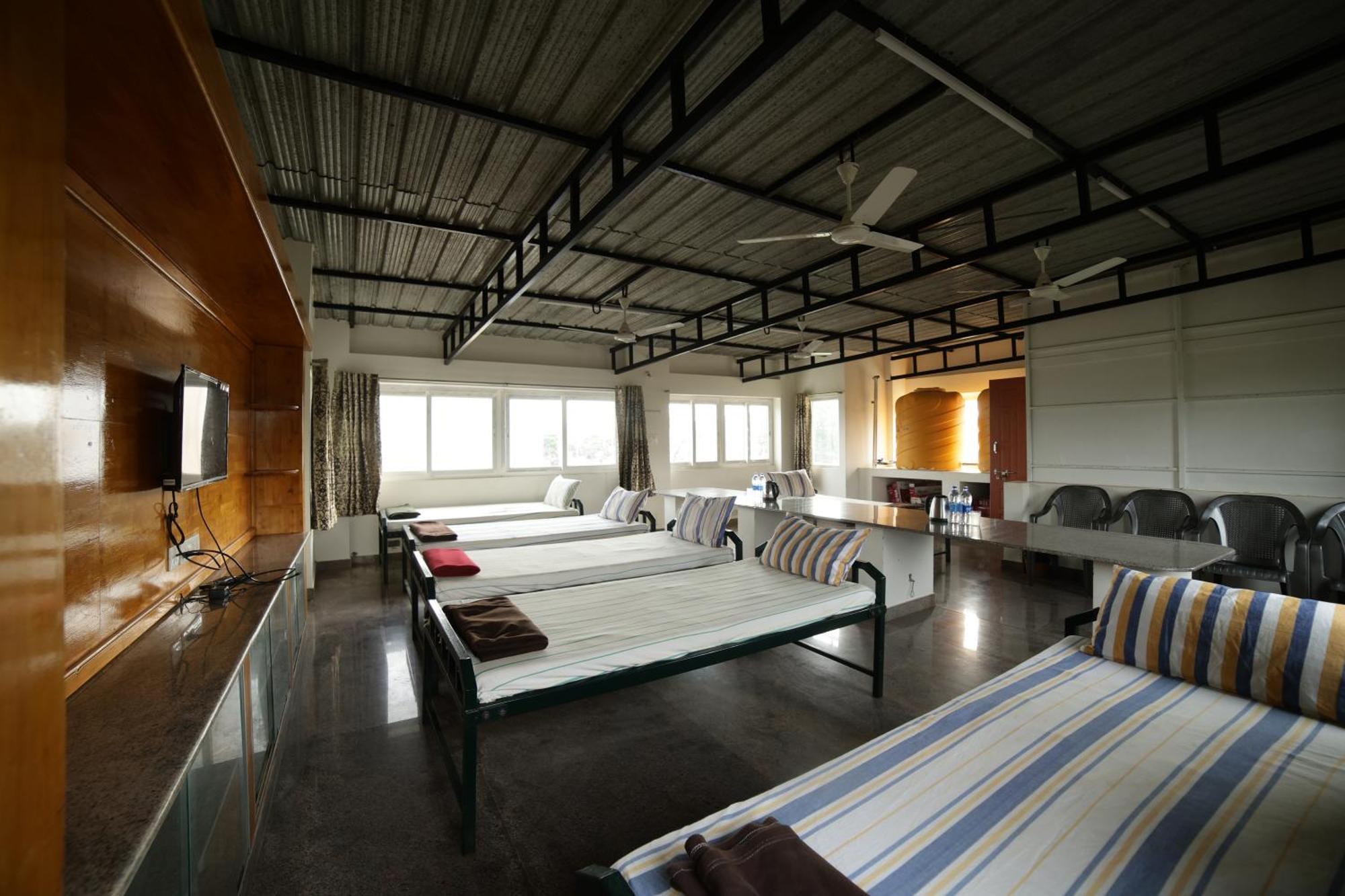 Naksha Tree Hotels - เยลาคีรี ภายนอก รูปภาพ
