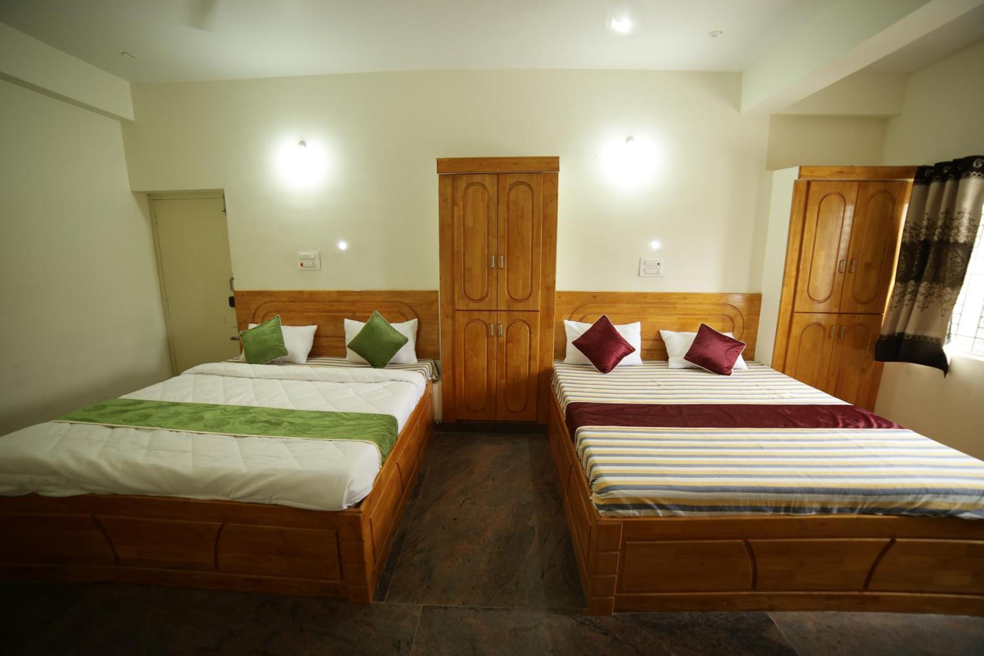 Naksha Tree Hotels - เยลาคีรี ภายนอก รูปภาพ